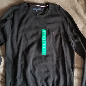 BNWT Tommy Hilfiger sweater